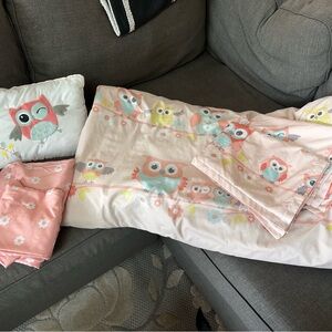 Owl-Themed Peach/aqua/grey Bedding Set